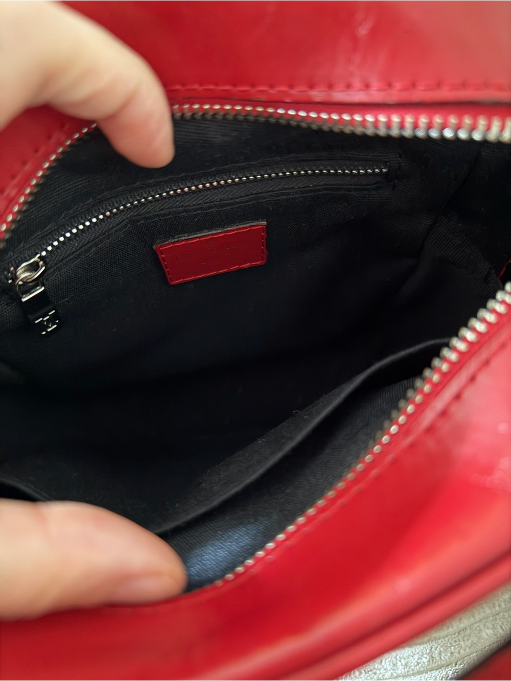 Stylish Corssbody Bag - Picture 7 of 10